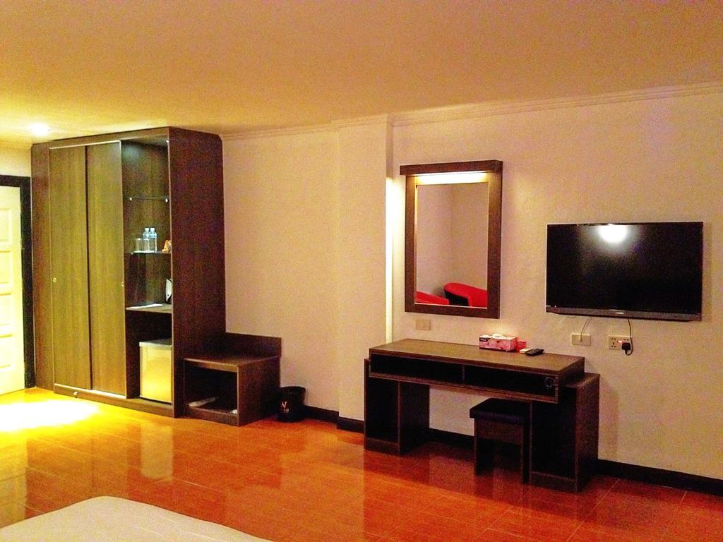 The Wai Hotel Danok Ban Khlong Phruan Номер фото