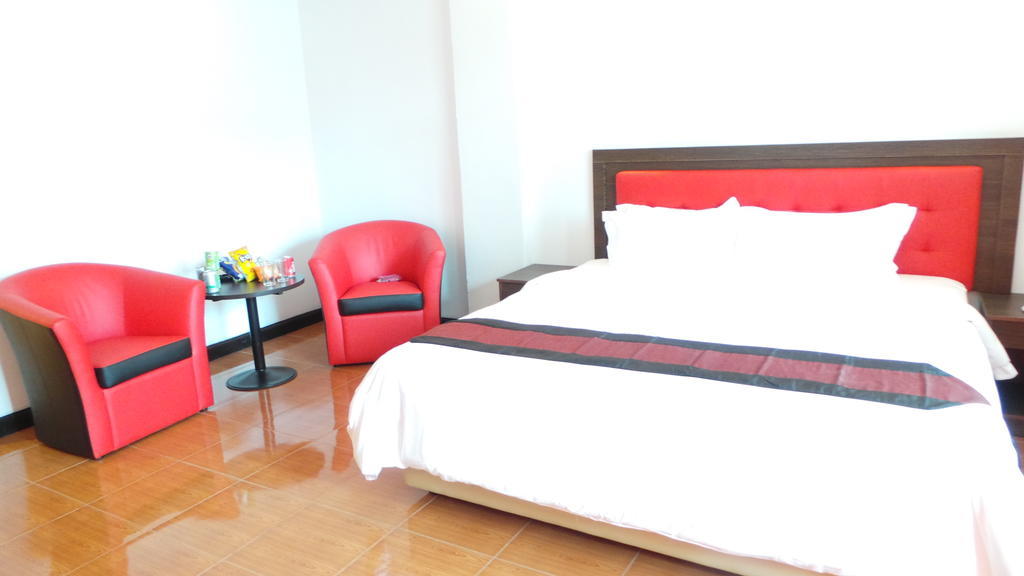 The Wai Hotel Danok Ban Khlong Phruan Номер фото
